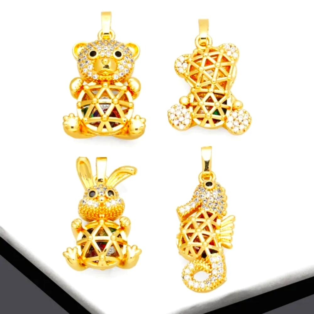 COPY - 18 kt gold plated Pendants with chains